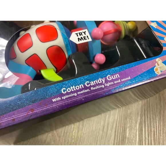 Killer Klowns from Outer Space Cotton Candy Blaster Prop Spirit Halloween - Picture 7 of 12